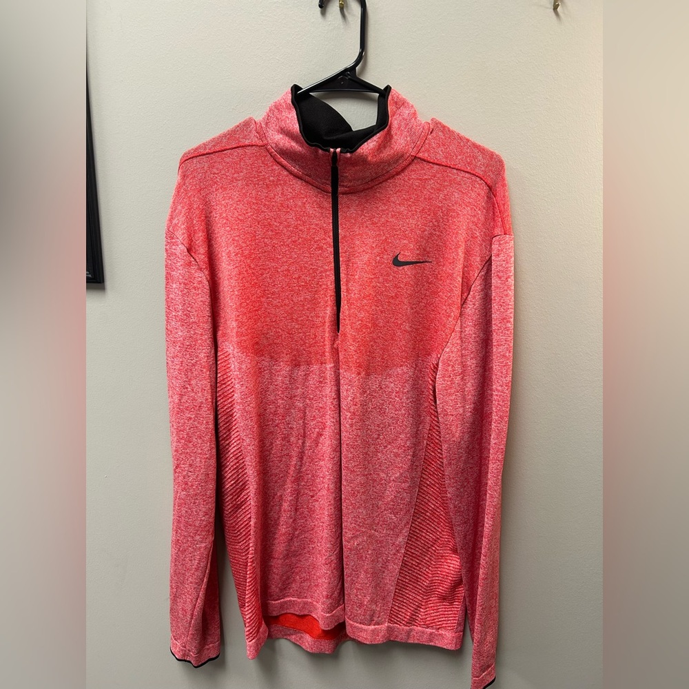 Under Armour golf quarter zip pullover. XL